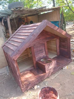 Pinewood dog kennels.