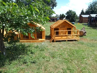 Pinewood dog kennels.