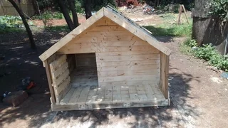Pinewood dog kennels.