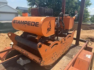 Stampede 75-50 Walk-behind Roller Compactor