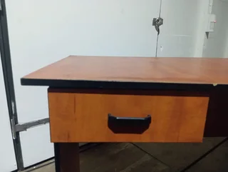 Single Drawer Office Desk