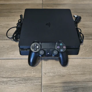 Ps4 Slim 500g, x1 remote with cables - PERFECT CONDITION