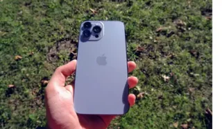 Iphone - Ad Posted By Locked In Kewitup