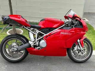 2003 Ducati 749