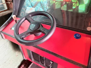 Vintage World Rally Arcade Machine – Coin-Operated Cabinet