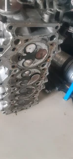 Ford ranger 2.5 WL complete cylinder head for sale