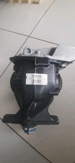 bmw f30 f35 320i 330i 335i  rear differential 2.81 ratio