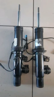Bmw x5 x6  e70 e71 good second front dynamic shocks