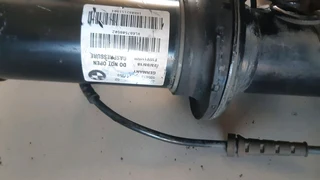 Bmw x5 x6  e70 e71 good second front dynamic shocks