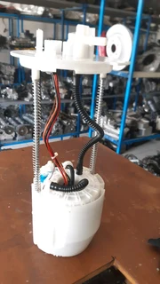 Mercedez benz w463 G63 low pressure fuel pump for sale