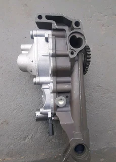 mercedez benz w205 m274 brandnew oil pump for sale