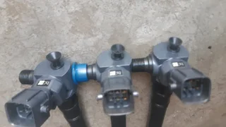 Toyota hilux 2.4 2GD 6 pin injectors brandnew