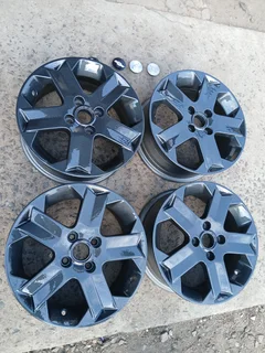 15 INCH CHEVROLET UTILITY OEM MAGS