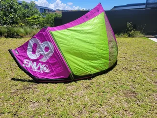 Kite Liquid Force Envy 9