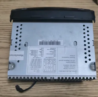 Hyundai i10 Radio with Original Frame for Spares (Shows I-Pod Error)