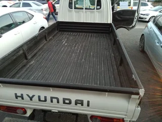 Hyundai H -100