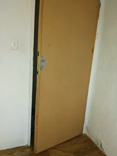 STORAGE ROOM FOR RENT - PRIVATE AND SECURE