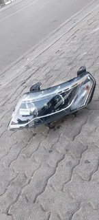 Mahimdra XUV 500 Headlights Left Side