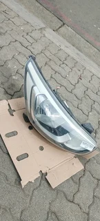 Hyundai Accent Headlights Right Side