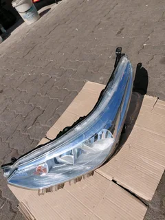 Toyota Yaris Headlights Left Side 2018-2021 Model