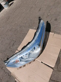 Toyota Yaris Headlights Left Side 2018-2021 Model