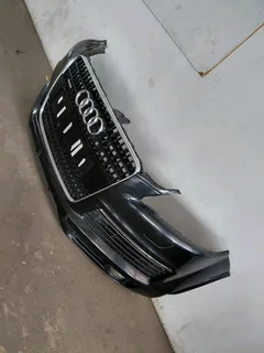 Audi Q7 Front Bumper 2007-2014 Model