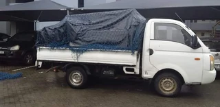 Affordable movers with negotiable prices, furniture and junk staff removal services