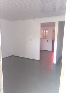 SELLING THIS PERFECT JUMP START OR FAMILY SEMI DETACHED HOME FOR R490 000 IN SCOTTSDENE, KRN