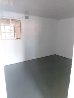 SELLING THIS PERFECT JUMP START OR FAMILY SEMI DETACHED HOME FOR R490 000 IN SCOTTSDENE, KRN