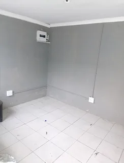 COTTAGE TO RENT R5,000.SUITABLE FOR SOBER WORKING COUPLE WITH 1 SMALL KID.INC WATER.PREPAID ELECTRIC