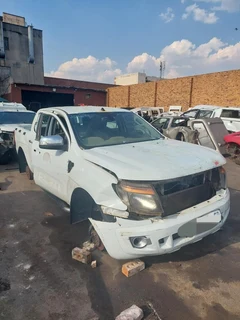 2015 Ford Ranger 3.2 Double cab Stripping for spares