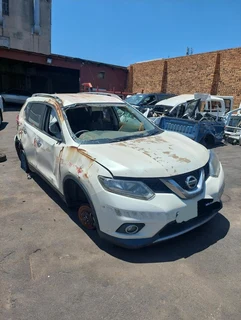 2017 Nissan Xtrail 2.5 Auto 4x4 Stripping For Spares