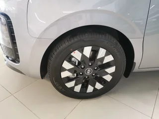 2025 Hyundai Staria MPV/Bus