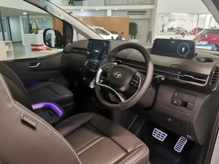 2025 Hyundai Staria MPV/Bus
