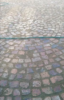 Half Brick professional