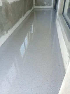 Grinding and polishing of floors