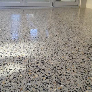 Grinding and polishing of floors
