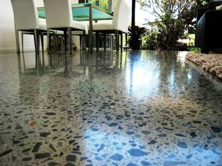 Grinding and polishing of floors