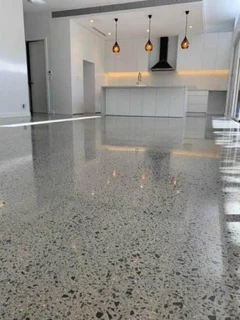Grinding and polishing of floors