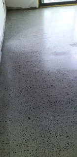Grinding and polishing of floors