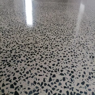 Grinding and polishing of floors