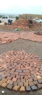 Cheap half brick paving