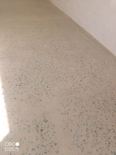 Grinding and polishing of floors