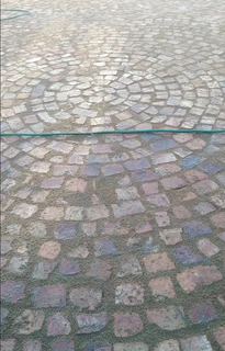 Cheap half brick paving