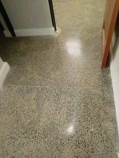 Grinding and polishing of floors