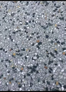 Grinding and polishing of concrete floors