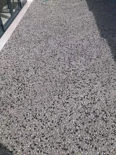 Grinding and polishing of concrete floors