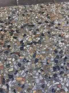 Grinding and polishing of concrete floors