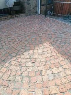 Half brick professional pavers