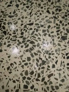 Grinding and polishing of floors